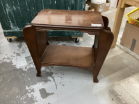 OLD STYLE END TABLE