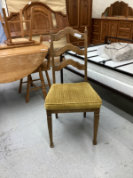 DINING ROOM CHAIR