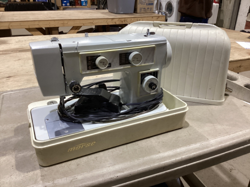 MORSE SEWING MACHINE