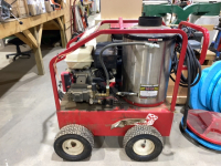 Used Magnum 4000 Easy Kleen Hot Water Pressure Washer