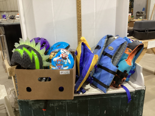 2 BOXES - KIDS BIKE HELMETS + LIFE JACKETS