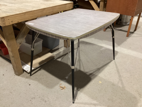 OLD ARBORITE TABLE - SMALL