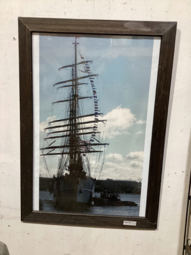 POSTER SIZE PICTURE OF TALL SAIL SHIP