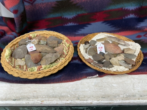 Two assorted trays, of point /tool rocks and tips