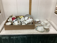 FLAT OF TEACUPS & SAUCERS