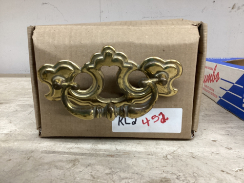 VINTAGE BRASS CABINET HARDWARE