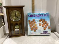 CHECKERS DRINKING GAME, DANIEL DAKOTA CLOCK - PARTS ONLY