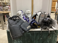 ADULT HOCKEY EQUIPMENT