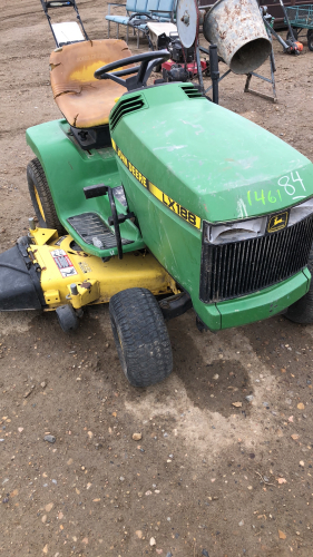 John Deere LX188 riding mower