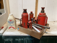 HYDRAULIC JACK OIL, (3) HYDRAULIC JACKS