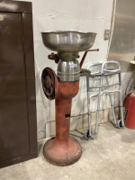 ANTIQUE CREAM SEPARATOR ON CAST STAND