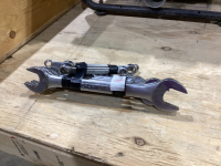 CRAFTSMAN WRENCH SET