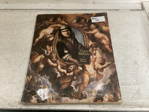 MONTY PYTHON&rsquo;S LIFE OF BRIAN SCRIPT COLLECTOR BOOK