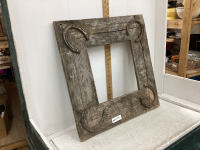 BARN BOARD AND HORSESHOE FRAME