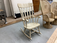 LARGE ROCKING CHAIR