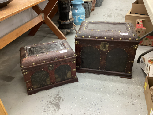 2 TRUNKS WITH TROPICAL DESIGNS