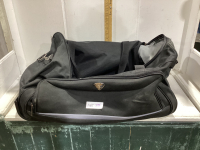 ROLLING DUFFLE BAG