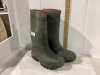 DUNLOP STEEL TOE BOOTS