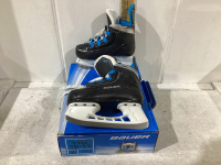 BAUER HOCKEY SKATES