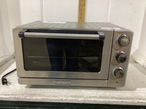 CUISINART TOASTER OVEN