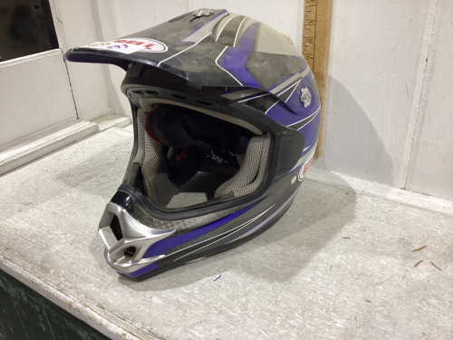 BELL MOTORCYCLE HELMET