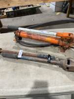 10 ton hydraulic pump and two tiger torches