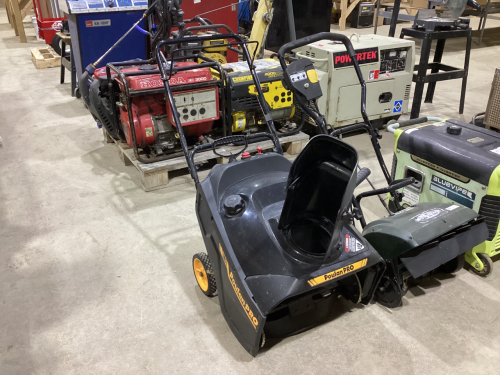 POULAN PRO GAS SNOW BLOWER