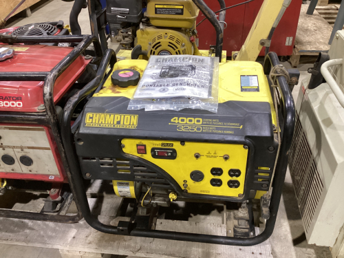 CHAMPION GENERATOR 4000 STARTING WATTS, 3250 RATED WATTS