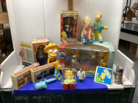 SIMPSON CHARACTERS/COLLECTIBLES