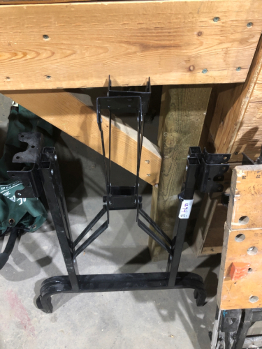 Folding table legs