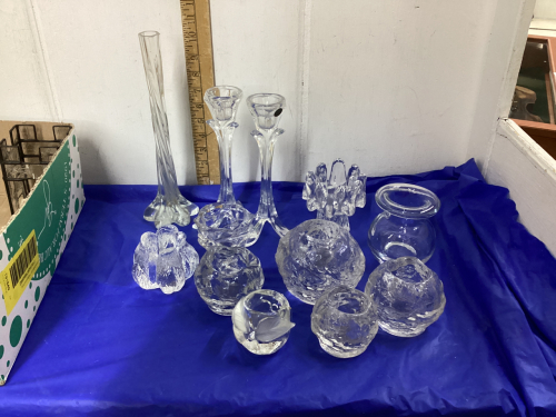 GLASS - CANDLE HOLDERS/VASES