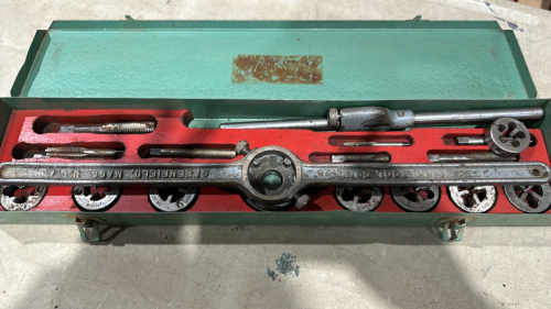 Tap and die set