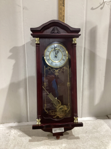 DANIEL DAKOTA BATTERY OPERATED CLOCK