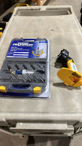 Mastercraft Maxim, quick flip drill and driver kit plus DeWalt flashlight no batteriesy