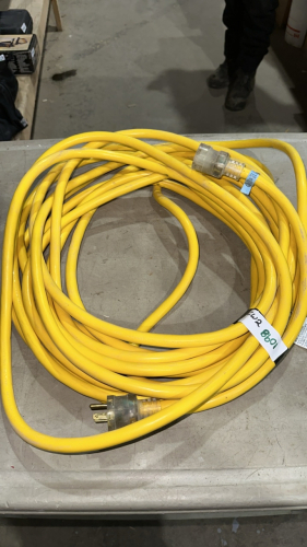 100 foot extension cord