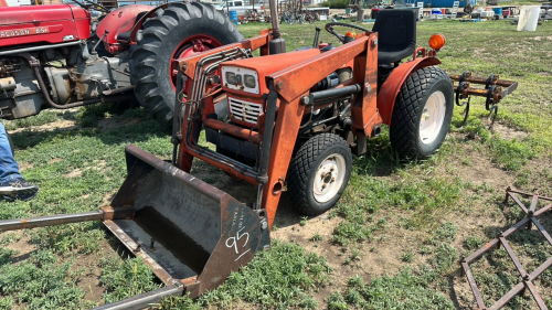 YANMAR TRACTOR. DIESEL. MODEL YM165D