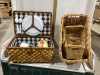 2 PIECES OF WICKER PICNIC BASKET & WICKER BASKETS