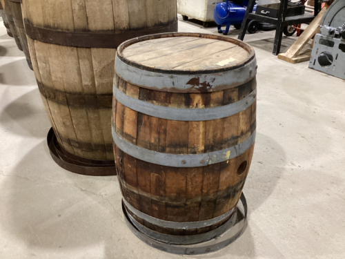 SMALL WHISKEY BARREL