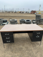 Double pedestal desk