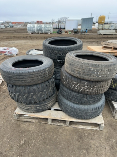 Stack of mismatched tires 14 and 15 inch