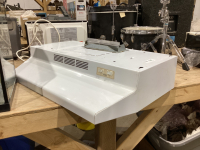 BROAN WHITE RANGE HOOD