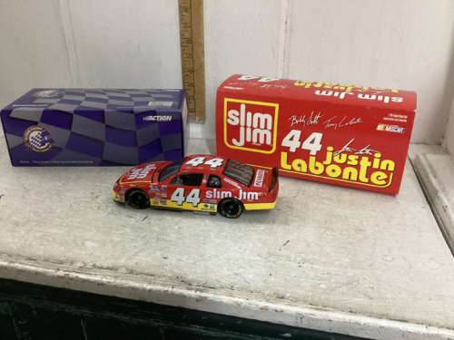 NASCAR ACTION” JUSTIN LABONTE” SLIM JIM MODEL CAR