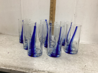 8 DRINKING GLASSES WITH BLUE ACCENT