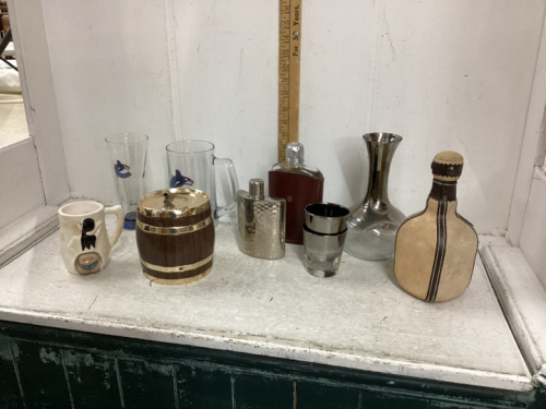 BOX W/ SILVER DECANTER + GLASSES, FLASKS, NHL GLASSES