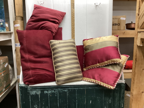 (2) BOXES W/ BURGUNDY THROW PILLOWS