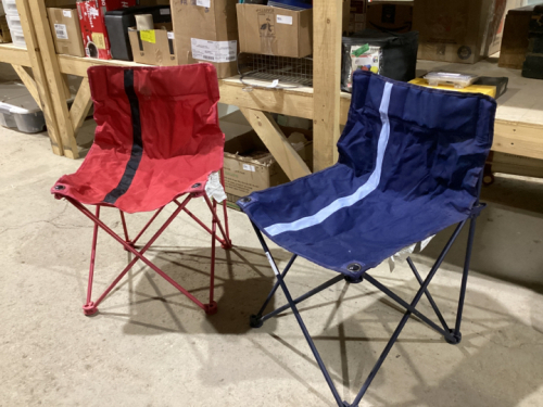 (2) FOLDING LAWN CHAIRS