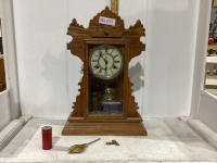 VINTAGE WIND-UP CLOCK - FRONT GLASS IS CRACKED…WATERBURY CLOCK CO.