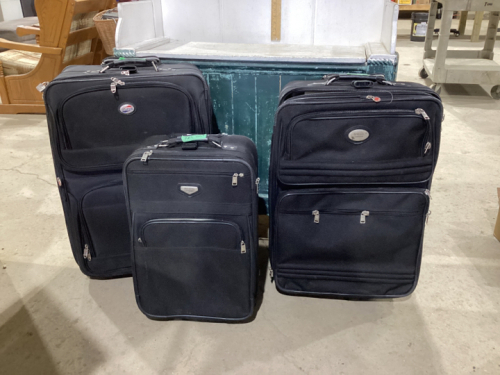 SET OF 3 SUITCASES