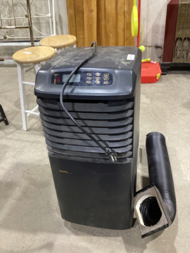 DANBY PORTABLE AIR CONDITIONER/DEHUMIDIFIER/HEATER