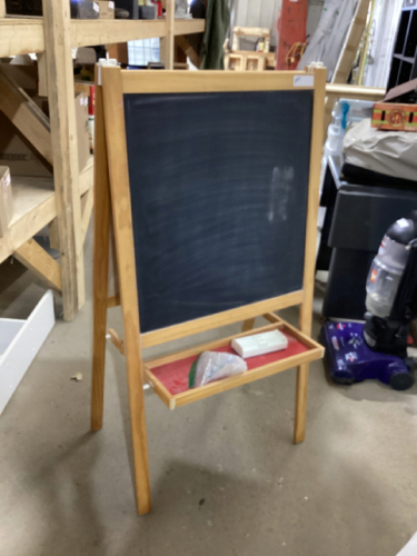 EASEL W/ WHITEBOARD & CHALKBOARD